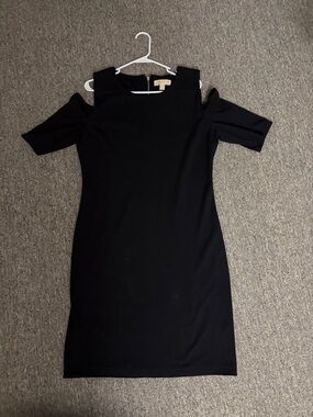 MICHAEL Michael Kors Black Cold-Shoulder Sheath Midi Dress